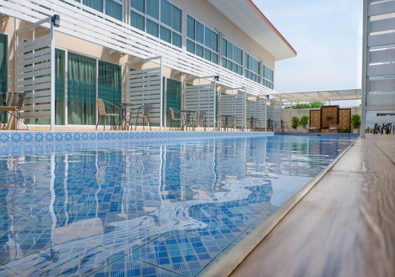 Villa Pool Lay Ban Nong Hin  Exterior photo